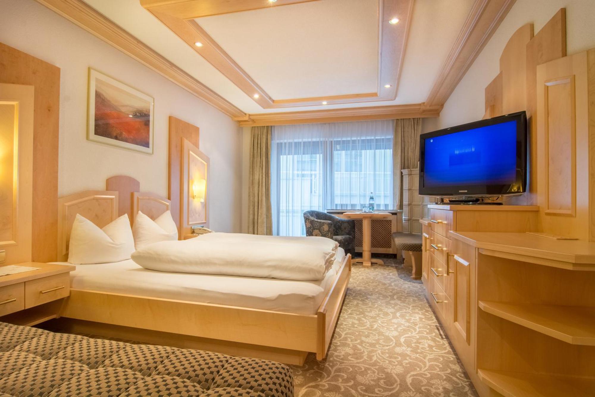 Alphotel Garni Salner Ишгль Экстерьер фото