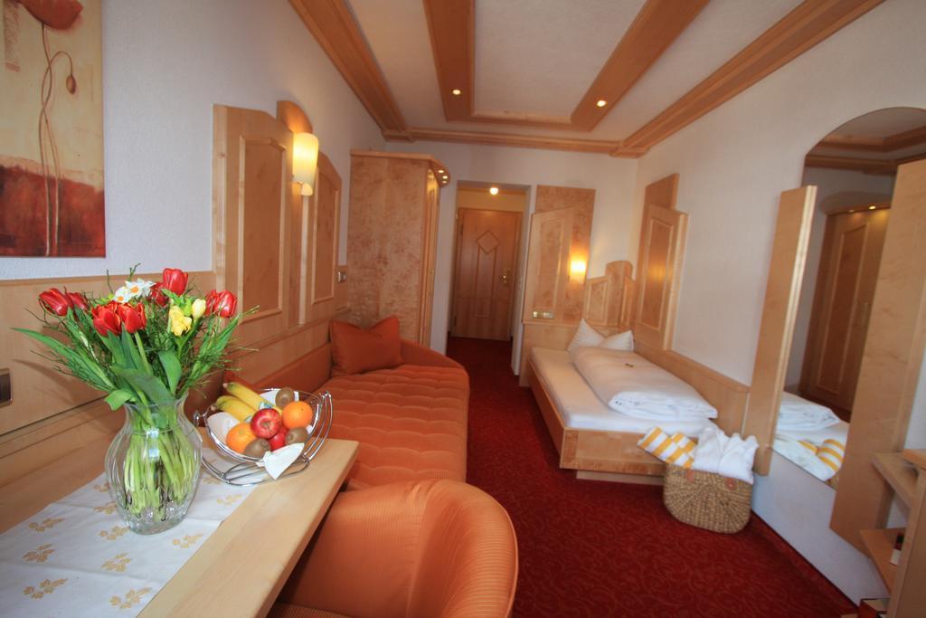 Alphotel Garni Salner Ишгль Экстерьер фото